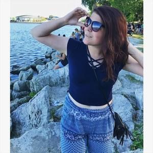 Meet your Posher, Jenna